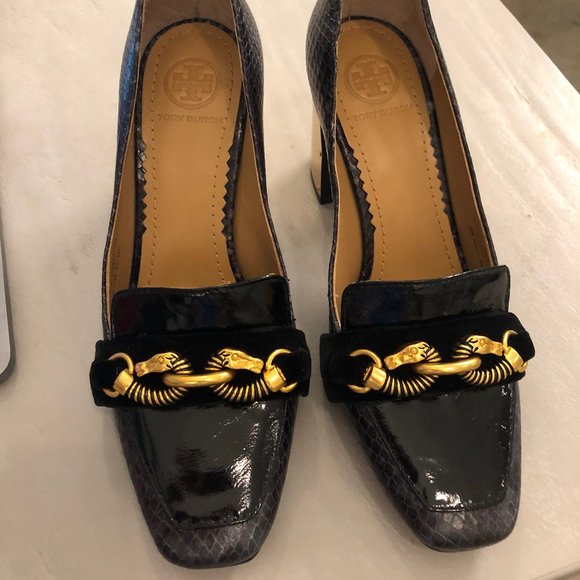 Tory Burch Jessa Snake Printed Leather Pump - Picture 2 of 5